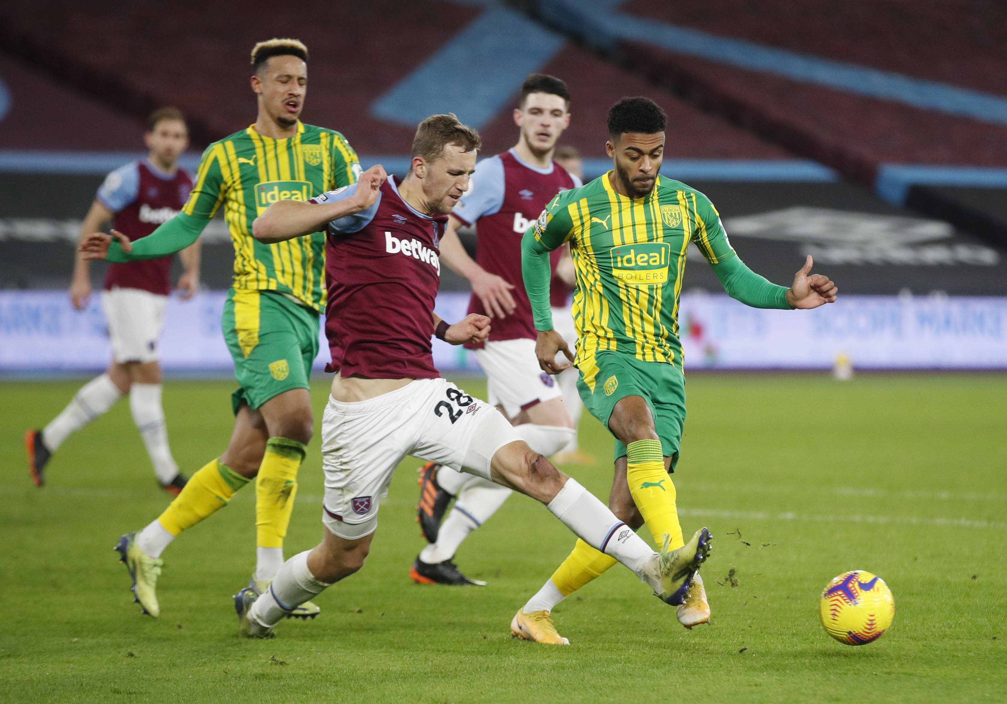 遍及每一个 遍及每一个