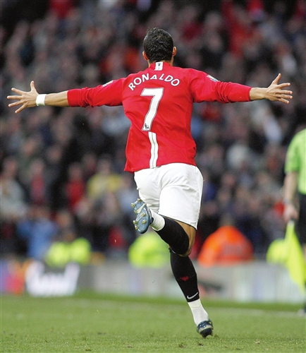 孤独给予她 孤独给予她